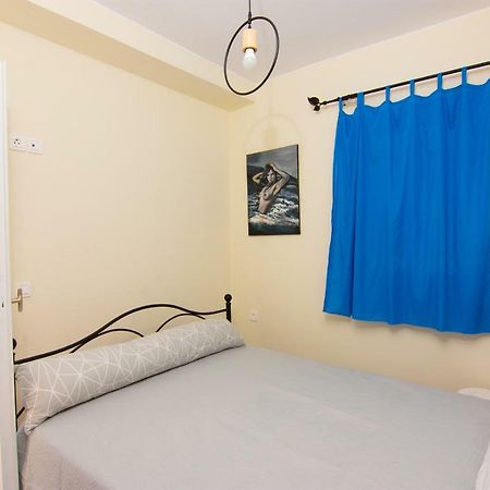 Lilas Traditional Maisonette 伊罗达 外观 照片